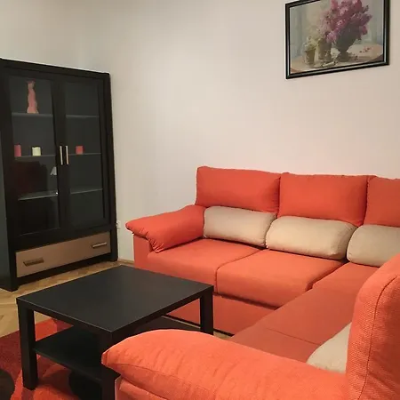 Carpathian Apartment *